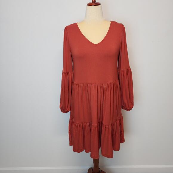 Cynthia Rowley Modal Tiered Babydoll Dress Size M Rust Long Sleeve V-neck Fall - Picture 1 of 11